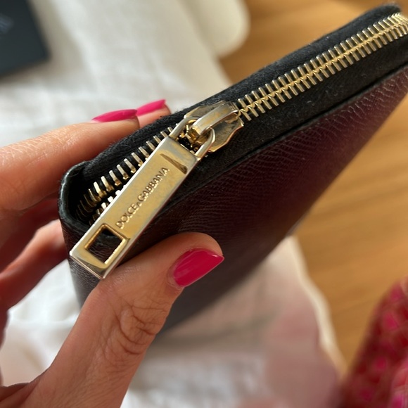 Dolce & Gabbana Black Agenda/Wallet - Picture 3 of 12